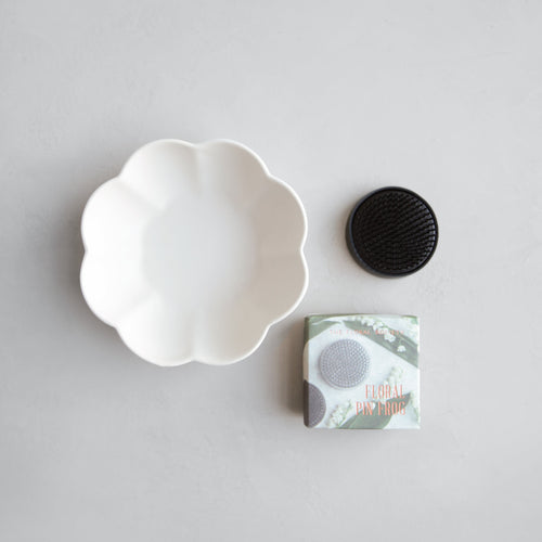Ceramic Fleur Dish and Japanese Pin Frog Set