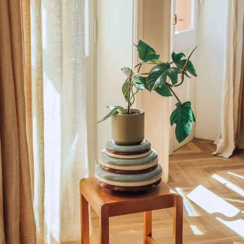 Lily Pot & Saucer Set