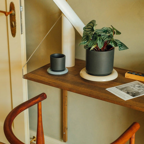 Lily Pot & Saucer Set