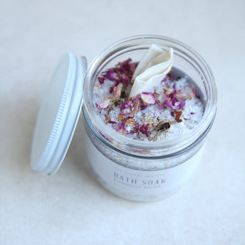 Botanical Blend Bath Soak_Growing Up Rooted