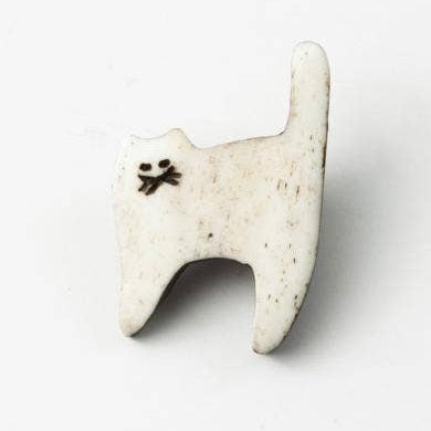 Hand-Carved Brooch Cat_Nepal