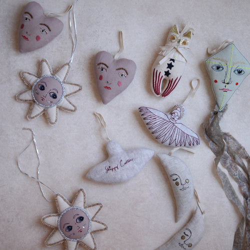 Hand Embroidered Ornament_Wall Hanging_Skippy Cotton