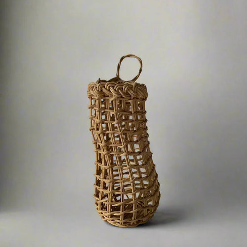 HandmadeGarlicBasket_UnderwaterWeaving