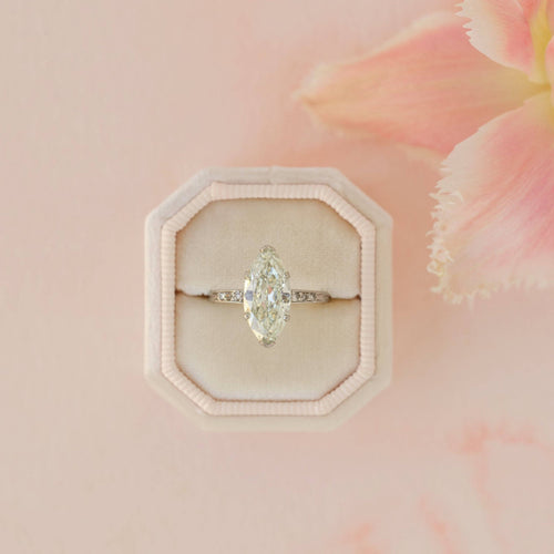 Handmade Velvet Ringbox 