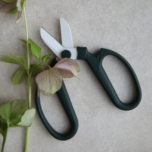 Japanese Floral Clippers_Pine Green_The Floral Society