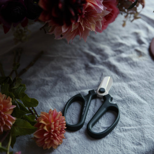 Japanese Floral Clippers_The Floral Society_Pine Green