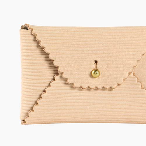 Scallop Leather Wallet