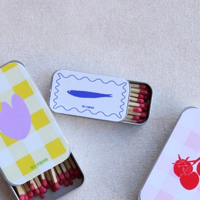 Tin matches Sardine_Tulip_Tomato