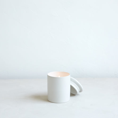 Fragrant Candle_Re-usable Ceramic Vessel_Hemp Flower & Citron